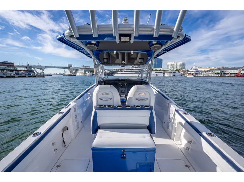 Slide: The Image of Nortech 340 Sport Center Console 2015 - 38