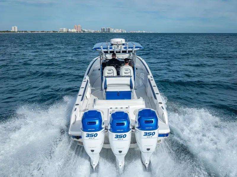 Slide: The Image of Nortech 340 Sport Center Console 2015 - 20