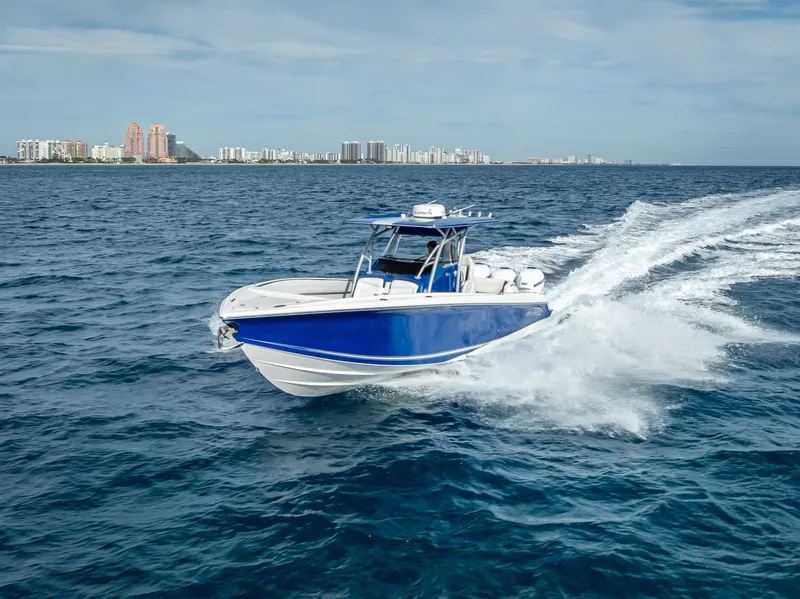 Slide: The Image of Nortech 340 Sport Center Console 2015 - 18
