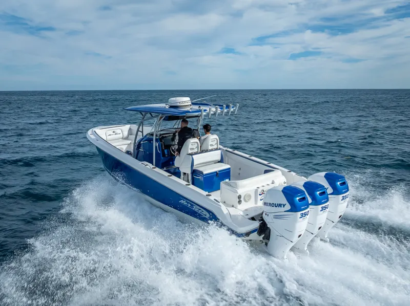 Slide: The Image of Nortech 340 Sport Center Console 2015 - 19