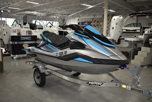 Slide: The Image of Yamaha FX Cruiser HO 2024 - 2