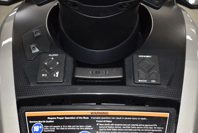 Slide: The Image of Yamaha FX Cruiser HO 2024 - 15