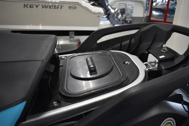 Slide: The Image of Yamaha FX Cruiser HO 2024 - 25