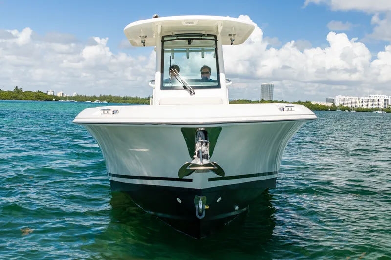 Slide: The Image of Boston Whaler 280 Outrage 2024 - 13