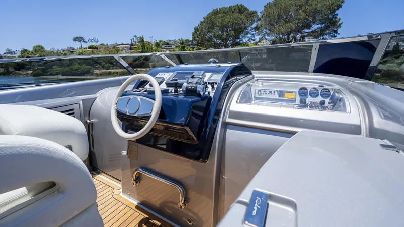Slide: The Image of Riva 44 2013 - 13