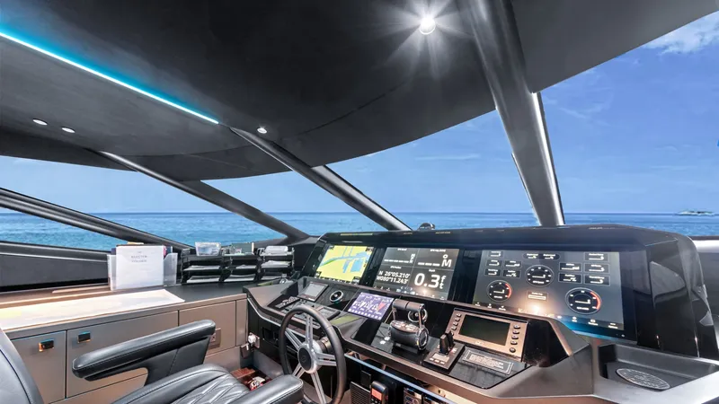 Slide: The Image of Sunseeker 98 2024 - 12