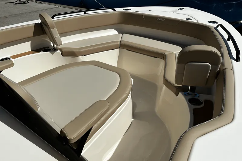 Slide: The Image of Scout 215 XSF 2024 - 6