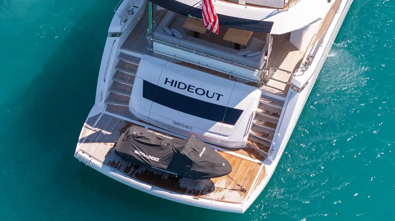 Slide: The Image of Sunseeker 88 2025 - 37