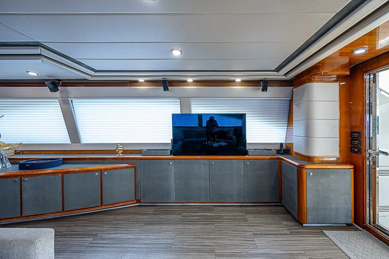Slide: The Image of Ferretti 83 2006 - 16
