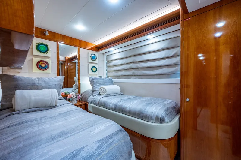 Slide: The Image of Ferretti 83 2006 - 26