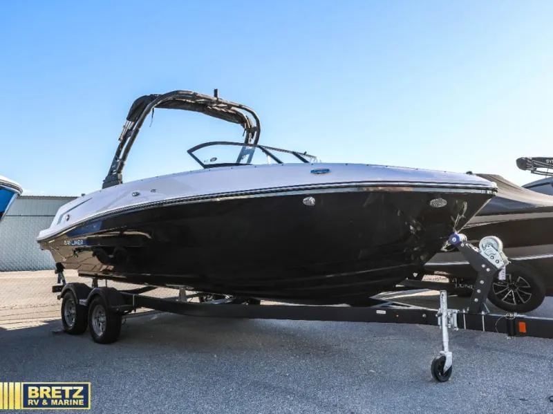 Slide: The Image of Bayliner VR6 Bowrider 2026 - 4