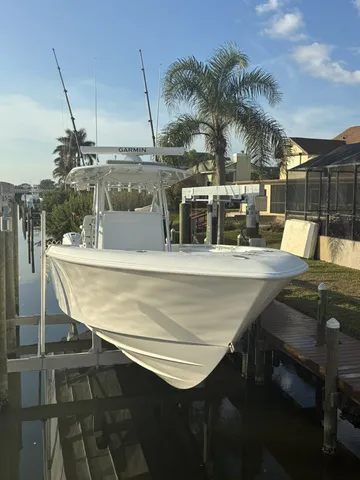 Slide: The Image of Contender 39ST 39' 2024 - 5