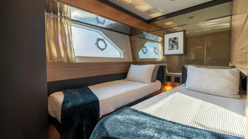 Slide: The Image of Ferretti 92 2018 - 36