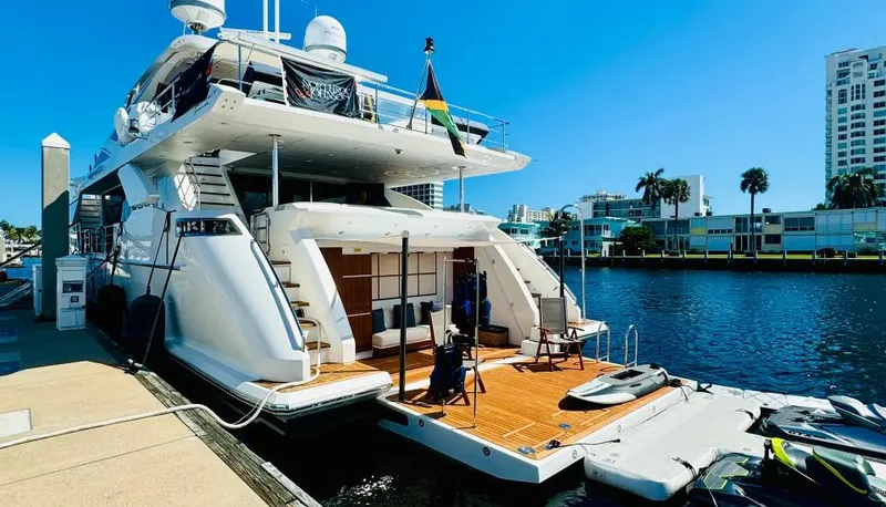 Slide: The Image of Azimut 103 2023 - 24