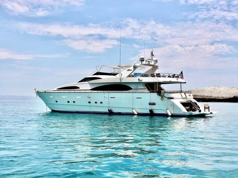 Slide: The Image of Azimut 100 1998 - 1