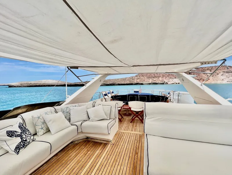 Slide: The Image of Azimut 100 1998 - 7