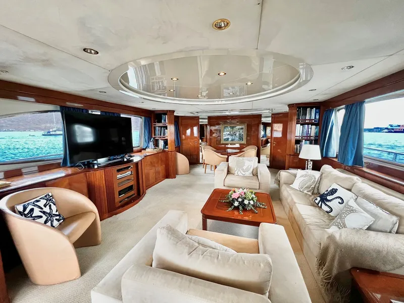Slide: The Image of Azimut 100 1998 - 9