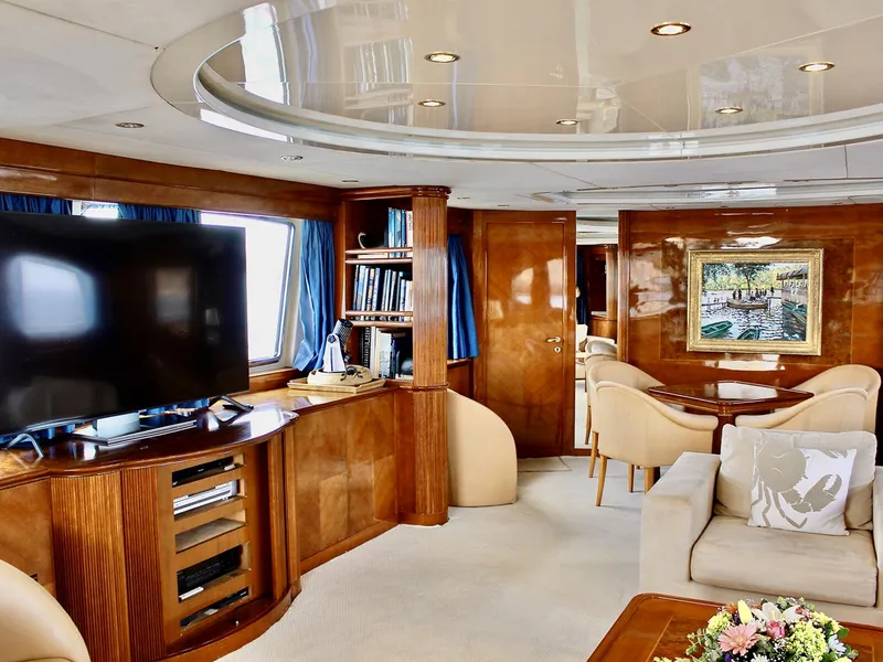 Slide: The Image of Azimut 100 1998 - 12