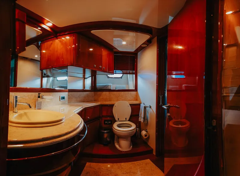 Slide: The Image of Ferretti 89 2006 - 17