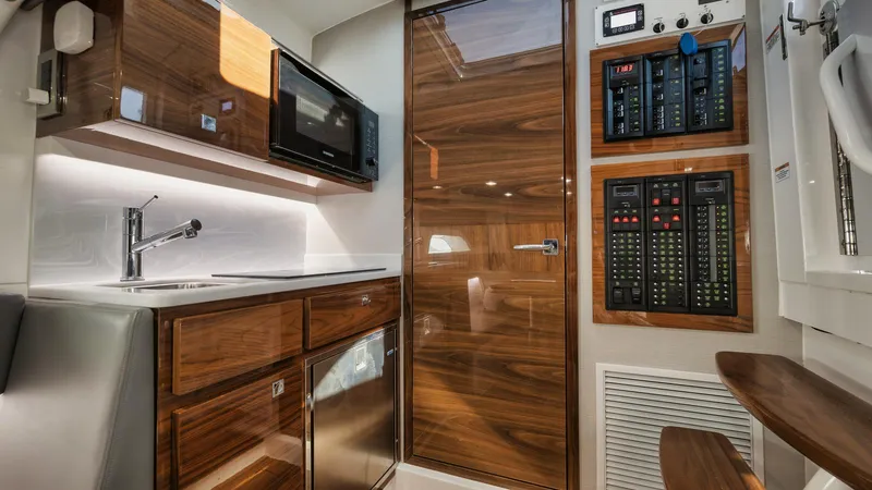 Slide: The Image of Valhalla Boatworks 46 2023 - 29