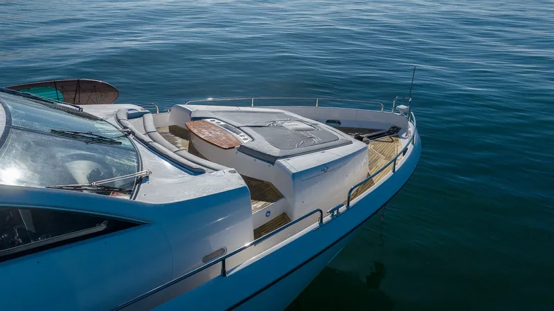 Slide: The Image of Sunseeker 88 2011 - 2