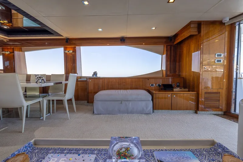 Slide: The Image of Sunseeker 88 2011 - 18