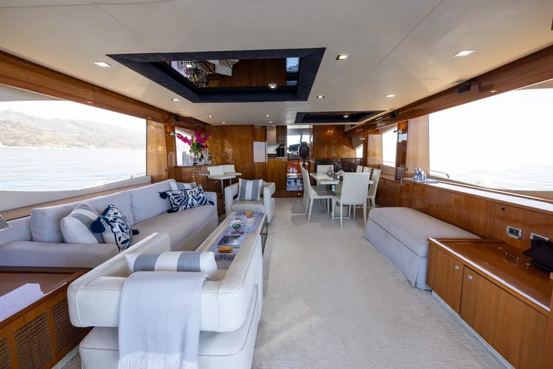 Slide: The Image of Sunseeker 88 2011 - 14