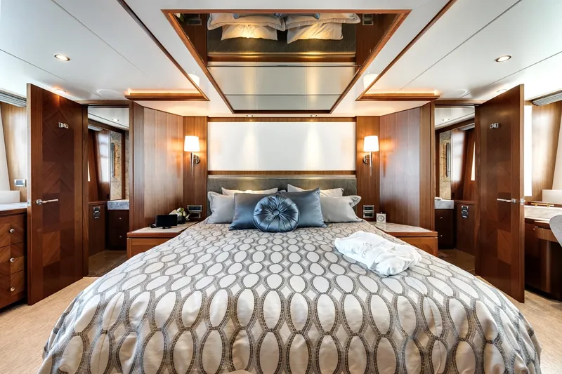 Slide: The Image of Ocean Alexander 100 2017 - 23
