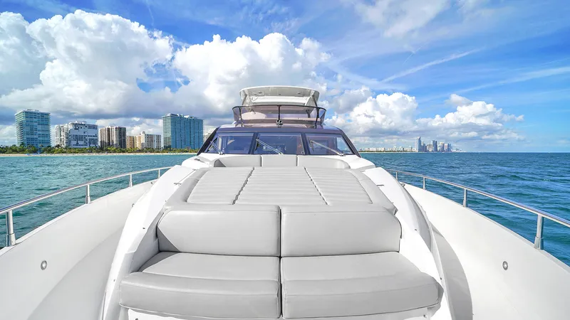 Slide: The Image of Sunseeker 75 2015 - 7