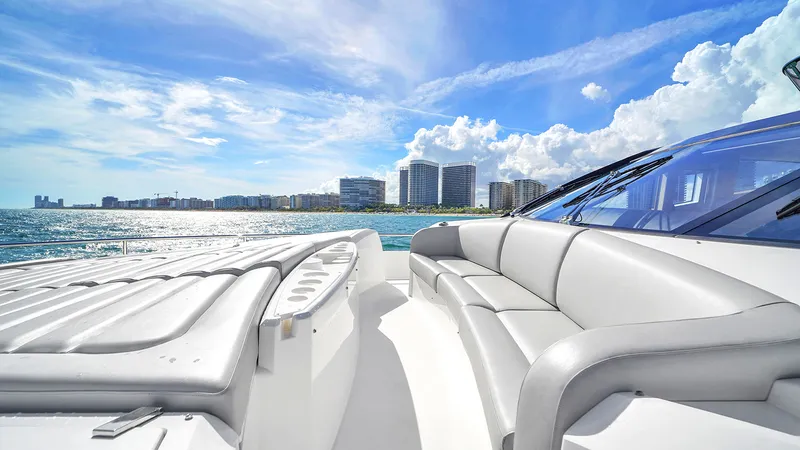 Slide: The Image of Sunseeker 75 2015 - 8