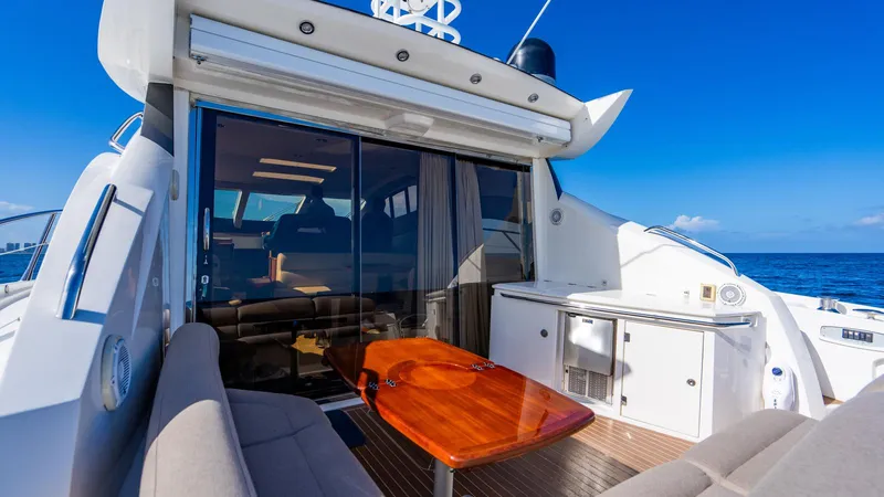 Slide: The Image of Sunseeker 62 2007 - 13