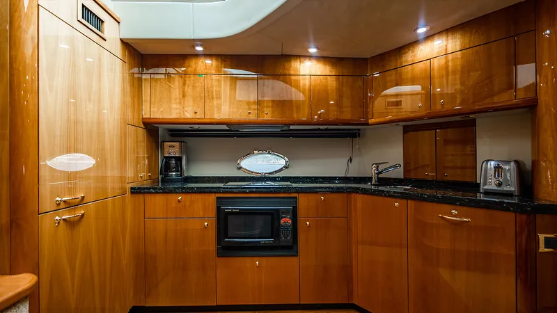 Slide: The Image of Sunseeker 62 2007 - 32