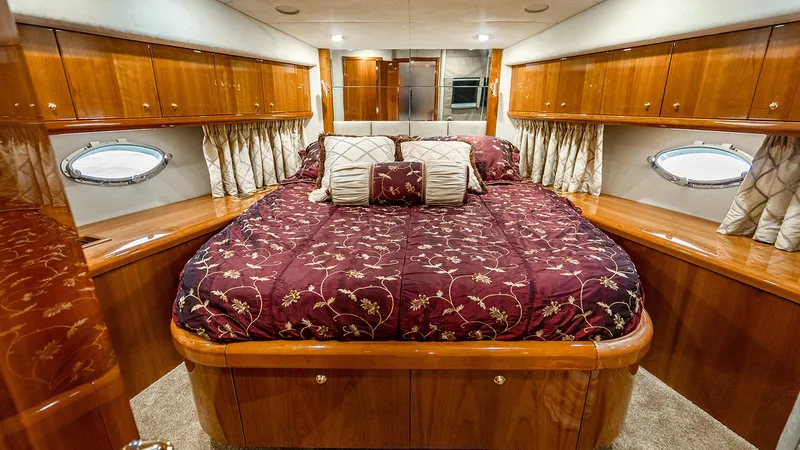 Slide: The Image of Sunseeker 62 2007 - 38