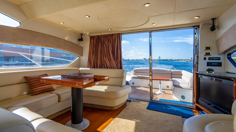 Slide: The Image of Sunseeker 62 2007 - 22
