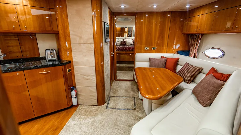 Slide: The Image of Sunseeker 62 2007 - 30