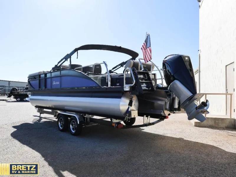 Slide: The Image of Barletta Boats C24UE 2026 - 12