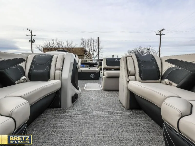 Slide: The Image of Barletta Boats C24UE 2026 - 20