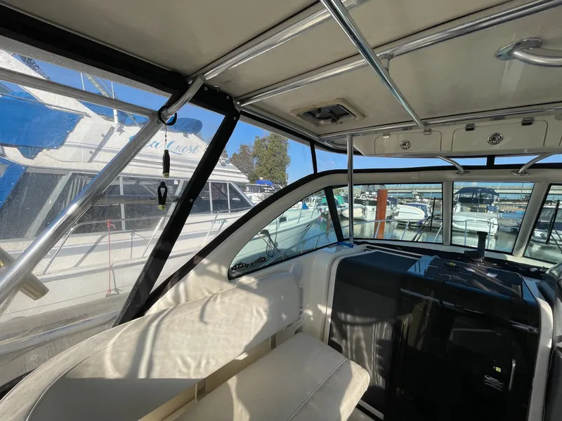 Slide: The Image of Pursuit 3100 Offshore 2005 - 8
