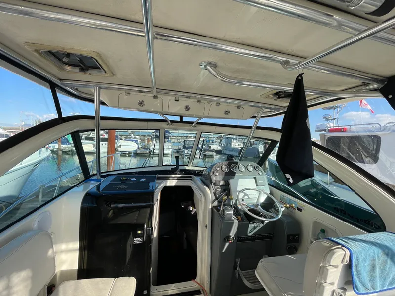 Slide: The Image of Pursuit 3100 Offshore 2005 - 5