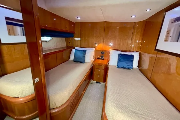 Slide: The Image of Sunseeker 82 2005 - 17