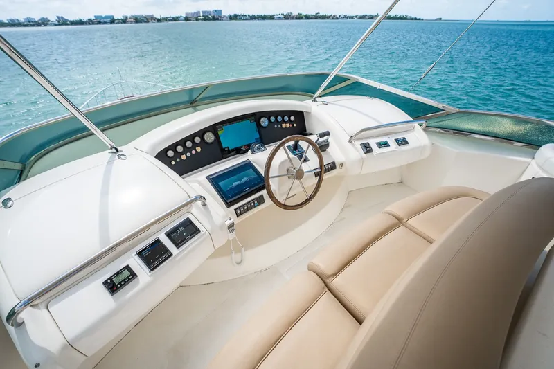 Slide: The Image of Azimut 79 2004 - 9