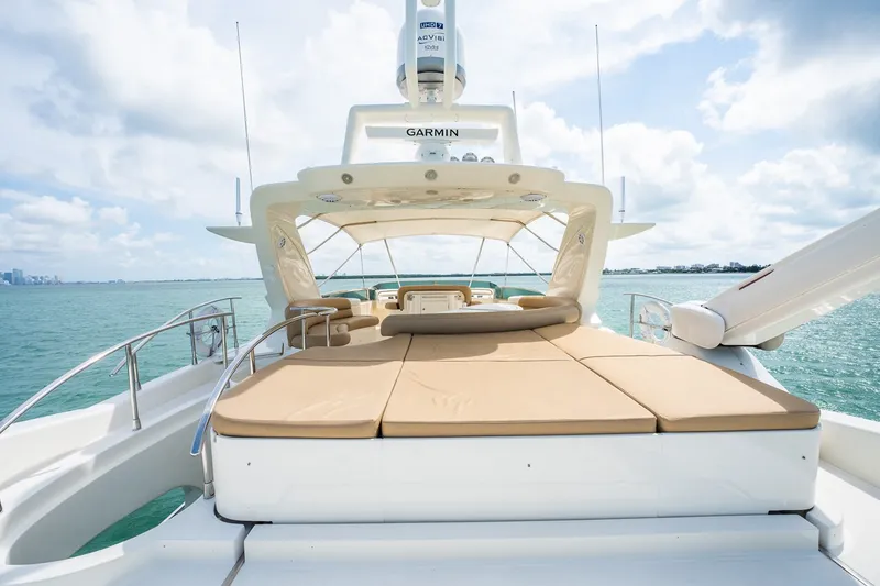 Slide: The Image of Azimut 79 2004 - 11