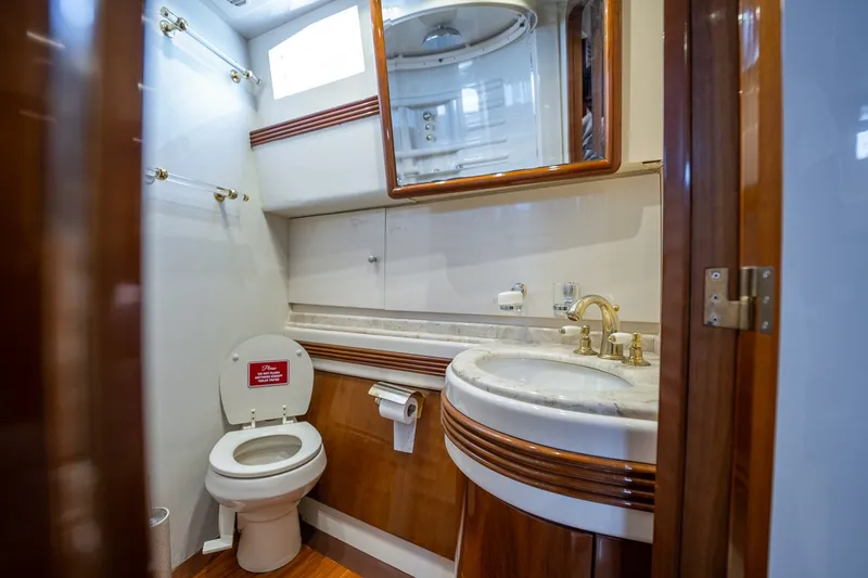 Slide: The Image of Azimut 79 2004 - 29