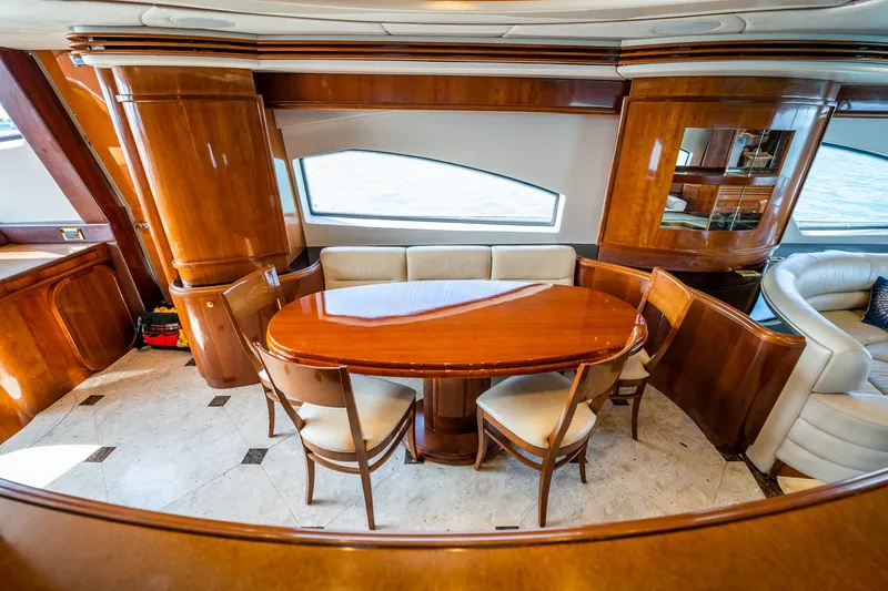Slide: The Image of Azimut 79 2004 - 19