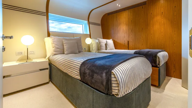 Slide: The Image of Benetti 121 2022 - 37