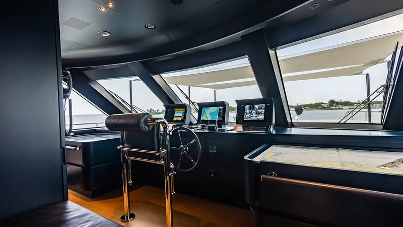 Slide: The Image of Benetti 121 2022 - 15