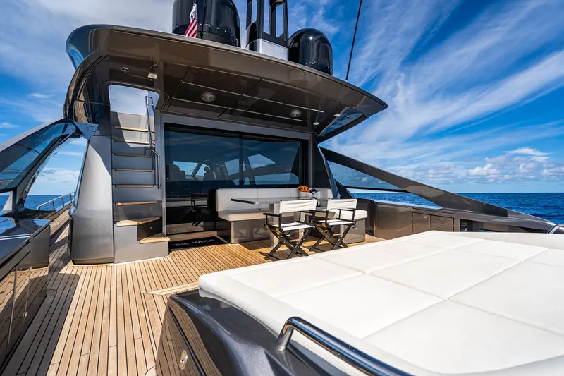 Slide: The Image of Pershing 92 2019 - 6