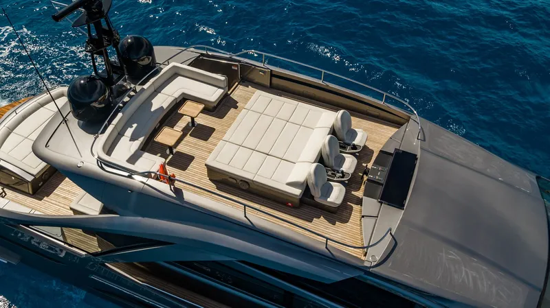 Slide: The Image of Pershing 92 2019 - 1