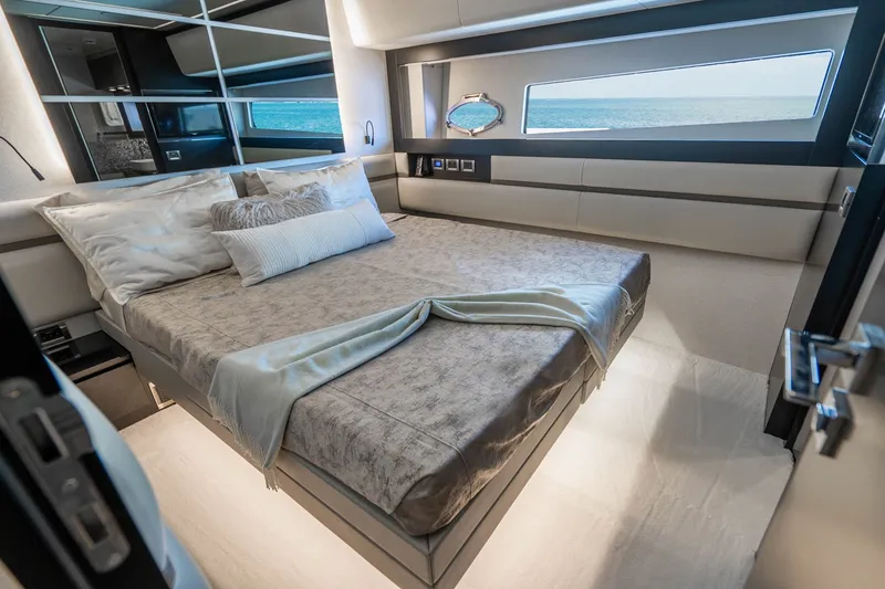 Slide: The Image of Pershing 92 2019 - 19