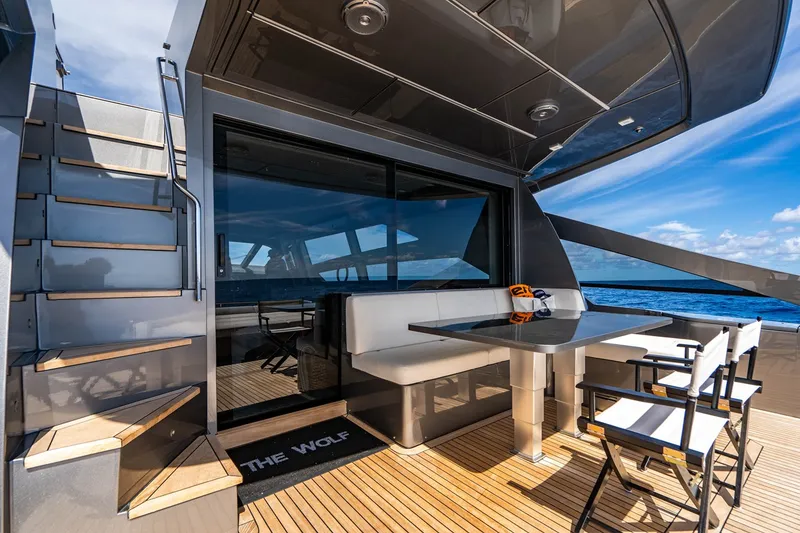 Slide: The Image of Pershing 92 2019 - 10